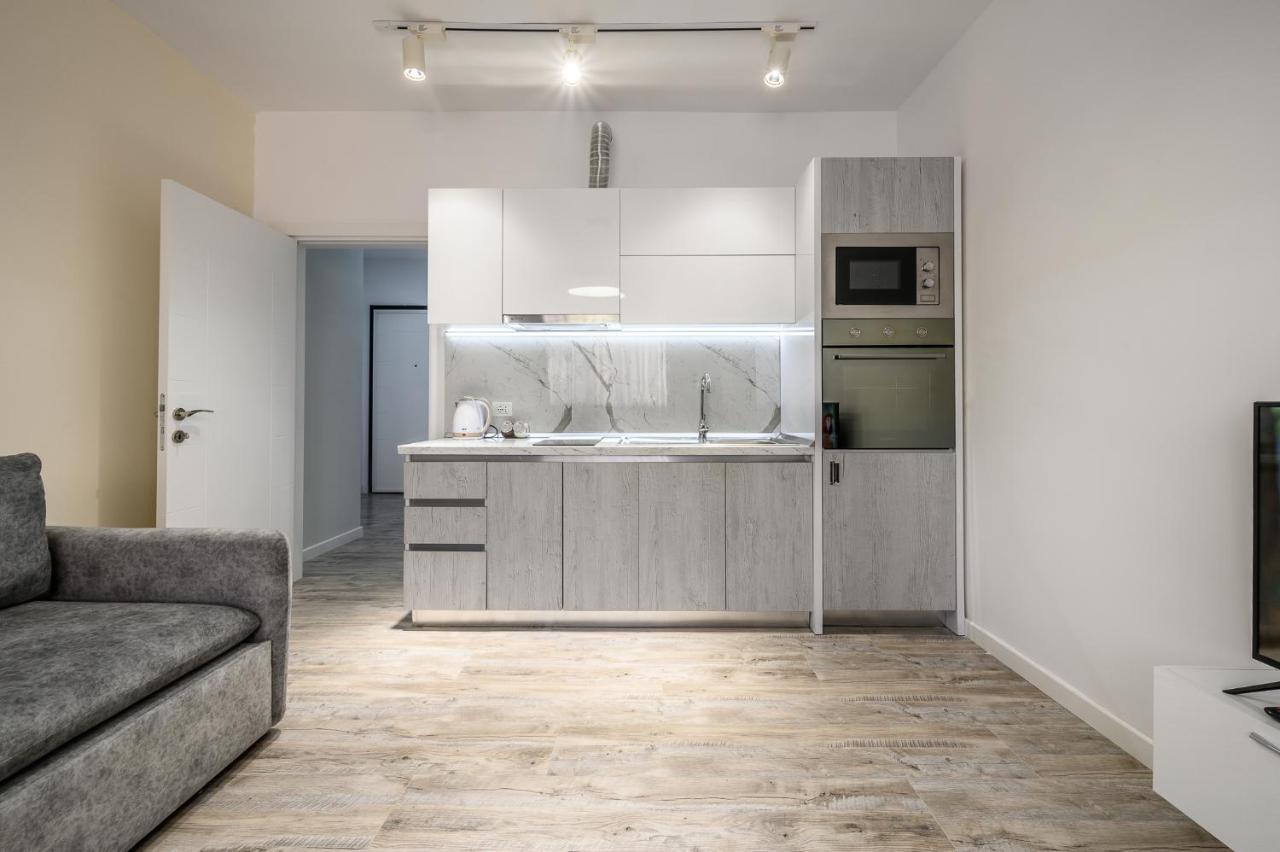 Miku Apartment-City Walk 1Bd Stylish Apartment Тирана Екстериор снимка