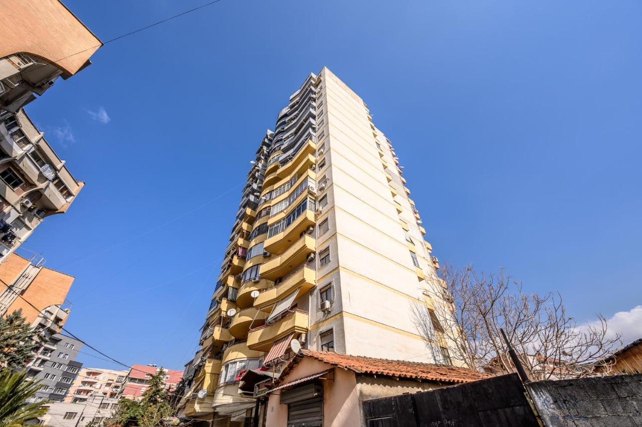 Miku Apartment-City Walk 1Bd Stylish Apartment Тирана Екстериор снимка
