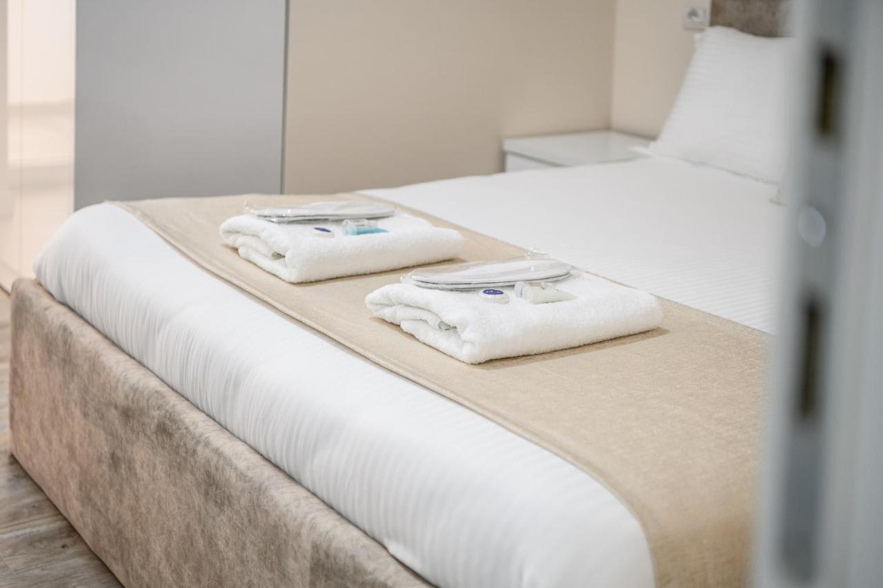 Miku Apartment-City Walk 1Bd Stylish Apartment Тирана Екстериор снимка